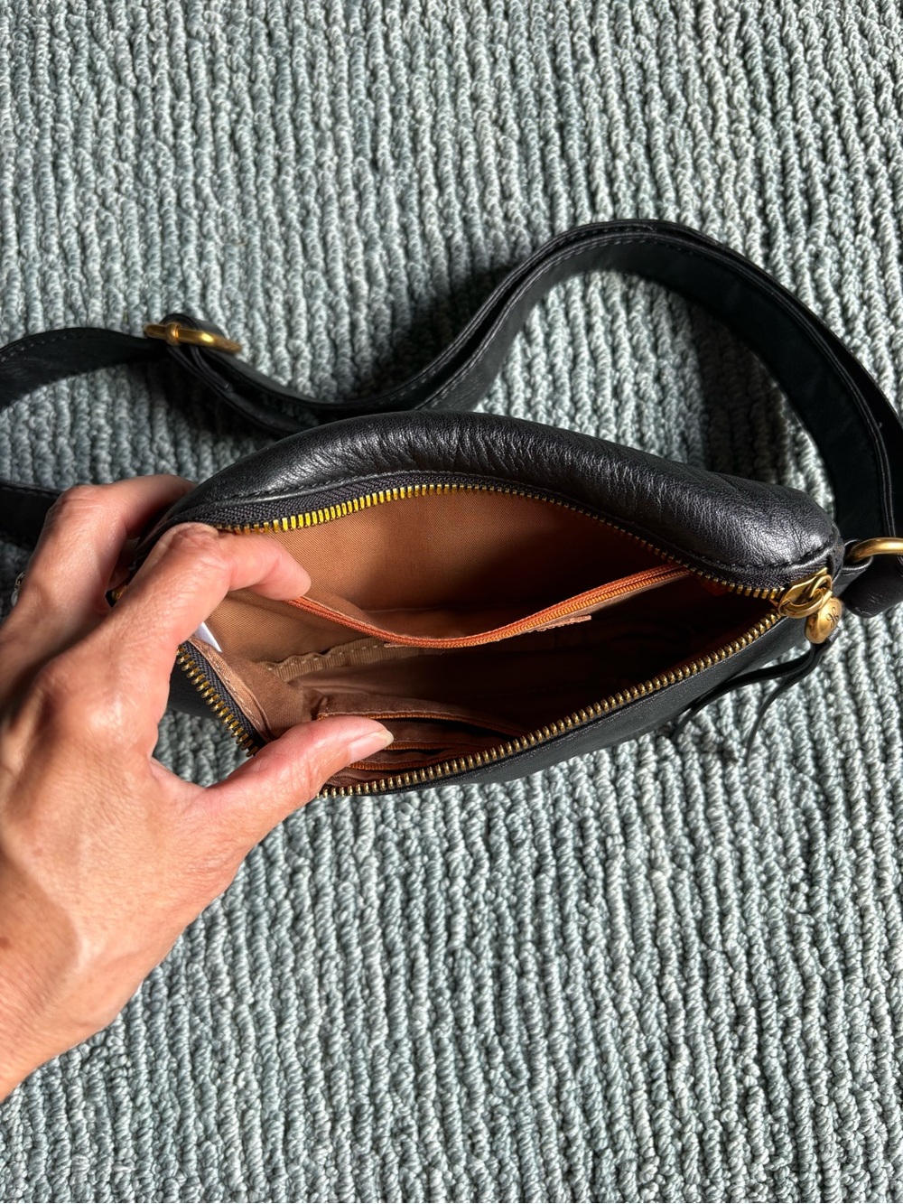HOBO Fern Belt bag black - Picture 4 of 5